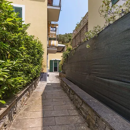 House ססטרי לבאנטה