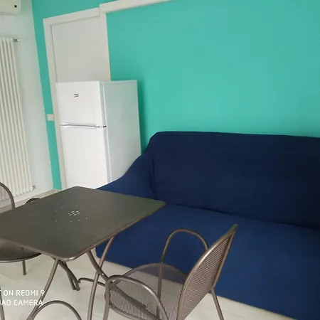 Apartment House *