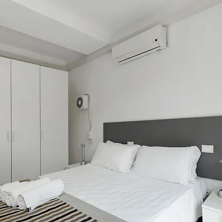 Apartment House *